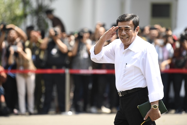 Jokowi Minta Menag Fachrul Razi Utamakan Toleransi