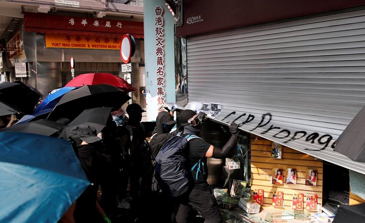 Penjualan Polis AIA Turun Gara-Gara Gejolak Hong Kong