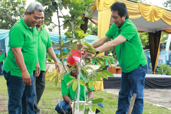 PDAM Sleman Bantu Penanaman Pohon untuk Jaga Sumber Mata Air