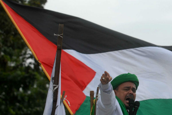 Munarman: Penguasa Tidak Menghendaki Habib Rizieq di Indonesia