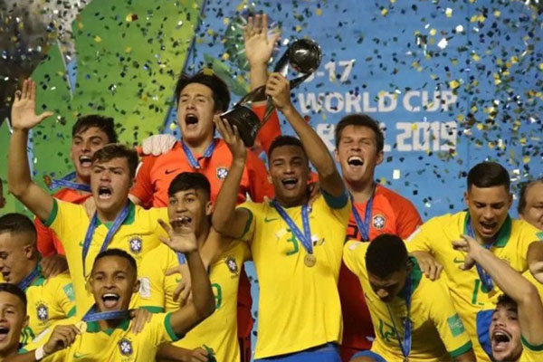 Brasil Juara Piala Dunia U-17, Sikat Meksiko di Final