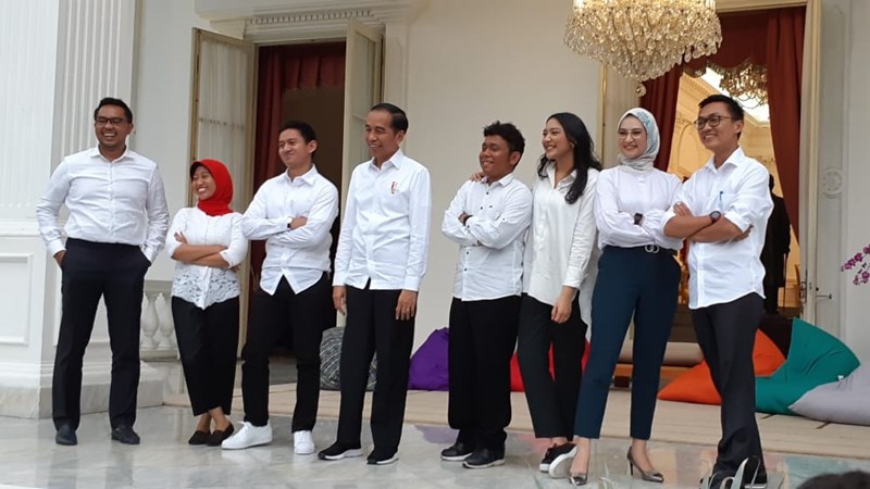 Jokowi Tunjuk 12 Staf Khusus, Ini Nama-Nama Mereka