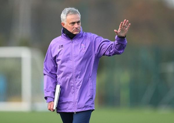 Mourinho Selalu Berikan Trofi untuk Klub yang Dia Latih