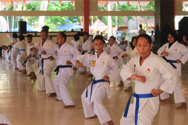 729 karateka INKAI DIY Ikuti Ujian Kenaikan Tingkat 