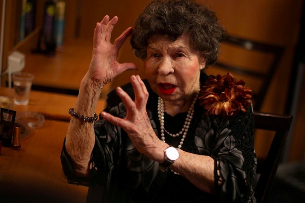 Stoyanka Mutafova, Aktris Tertua di Dunia Meninggal di Usia 97 Tahun