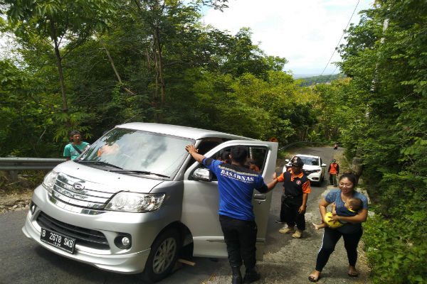Sejak Rabu Pagi sampai Siang Hari, Ada 5 Mobil Tak Kuat Menanjak di Cinomati