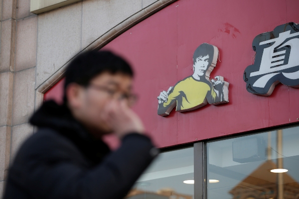 Putri Bruce Lee Gugat Restoran China yang Gunakan Gambar Ayahnya Tanpa Izin