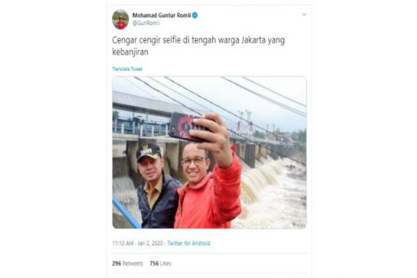 Dibagikan Politikus PSI, Foto Anies Cengar-cengir Selfie saat Banjir Jakarta 2020 ternyata Hoaks