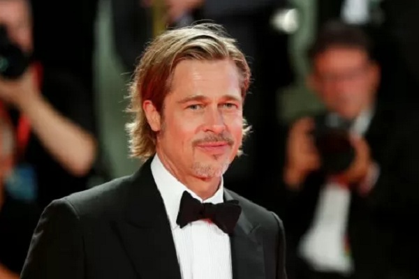 Brad Pitt Sindir Leonardo DiCaprio Soal Adegan Rakit di Film Titanic