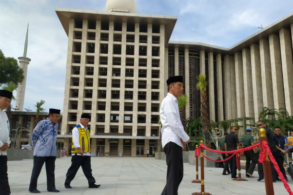 Jokowi Akan Bangun Terowongan Silaturahmi antara Istiqlal dan Katedral