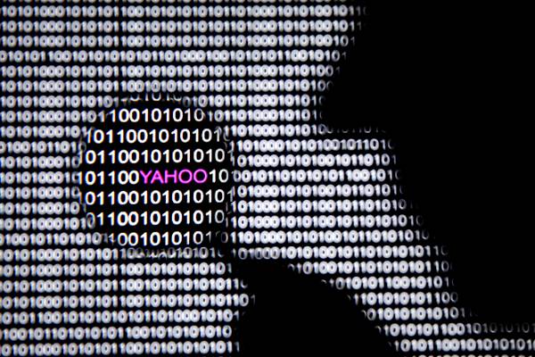 Serangan Hacker Meningkat, Keamanan Data Pribadi Terancam? 