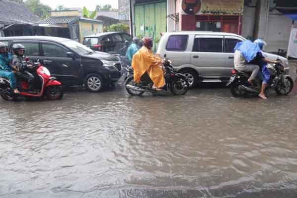 Beberapa Titik di Jakarta Tergenang Air