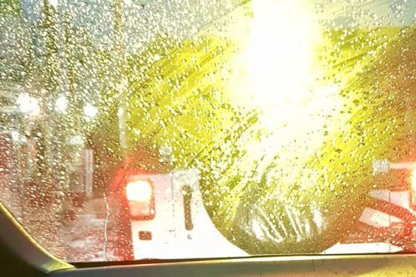 Putri Gus Dur Cerita Pengalaman Saat Tersorot Lampu Putih Mobil di Jalan Palagan