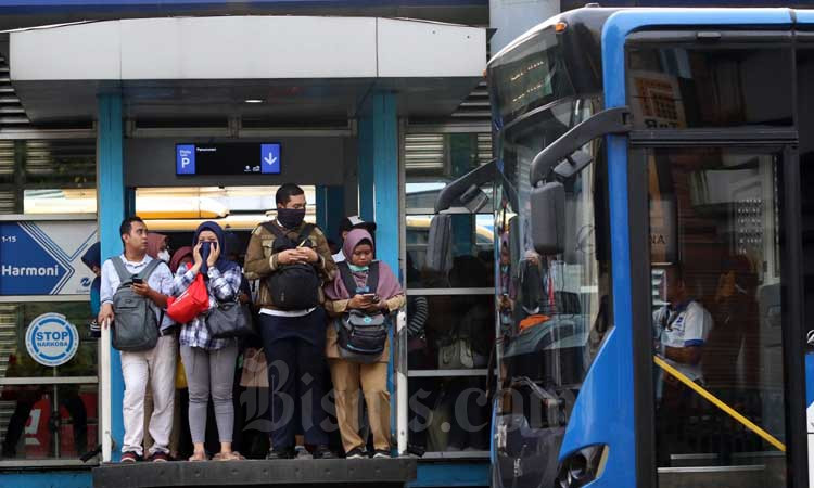 Okupansi Transportasi Publik Dibatasi Maksimal 75 Persen
