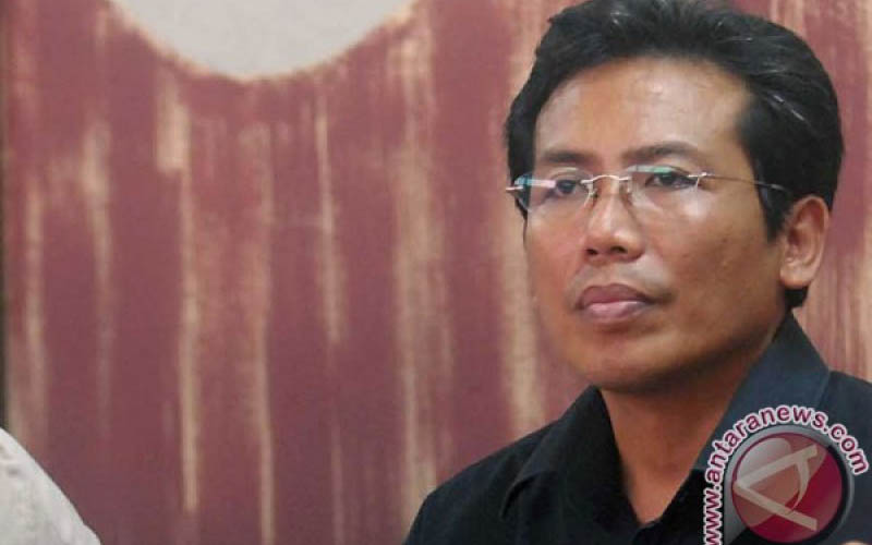 Para Menteri Diminta Tidak Melayat Ibu Jokowi