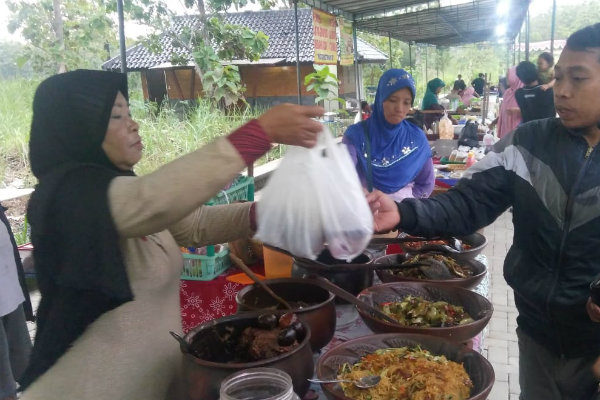Ramadan: Tak Ada Tarawih Berjamaah, Pasar Tiban Juga Ditiadakan