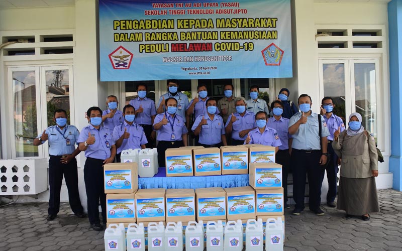 STTA Serahkan Bantuan Masker dan Handsanitizer ke Sejumlah RS