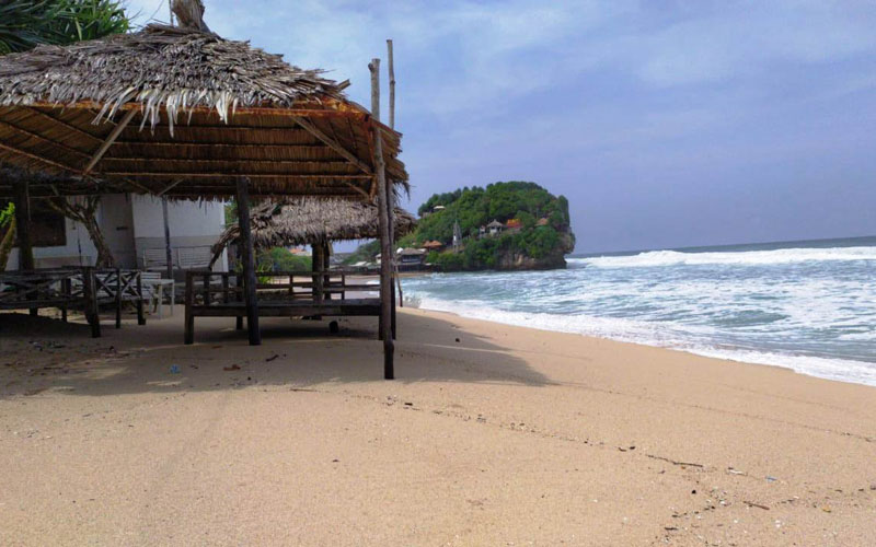 Wow, Pantai Gunungkidul Jadi Bersih Setelah Diterjang Gelombang Tinggi