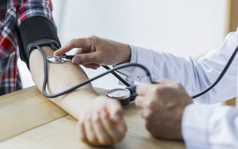 Apakah Pasien Hipertensi Harus Minum Obat Seumur Hidup? Ini Penjelasan Dokter