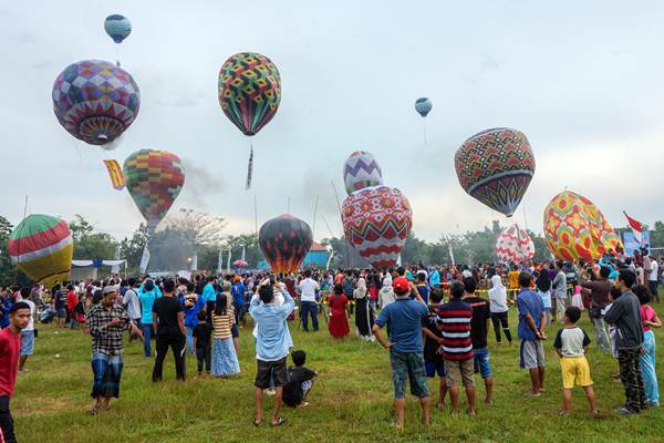 Wonosobo Jatuhkan Denda Rp500 Juta kepada Warga yang Terbangkan Balon Udara