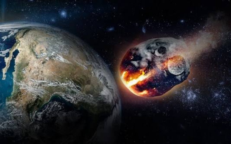 Asteroid Terbesar Sejak 2011 Melintas di Antara Bumi dan Bulan