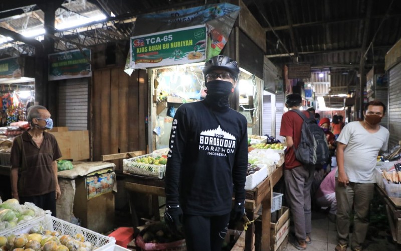 Ganjar Sidak Pasar Mangkang, Pedagang Belum Ditata, Petugas Tak Ada