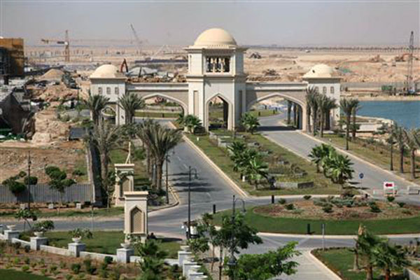 Bandara di Arab Saudi Masih Ditutup, Kegiatan Ekonomi dan Perkantoran Mulai Dibuka