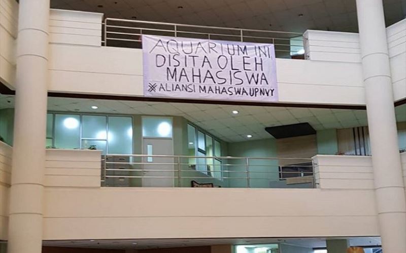 Tuntut Penurunan Uang Kuliah Tunggal, Mahasiswa UPN Jogja Viralkan #UniversitasPancenNdlogok