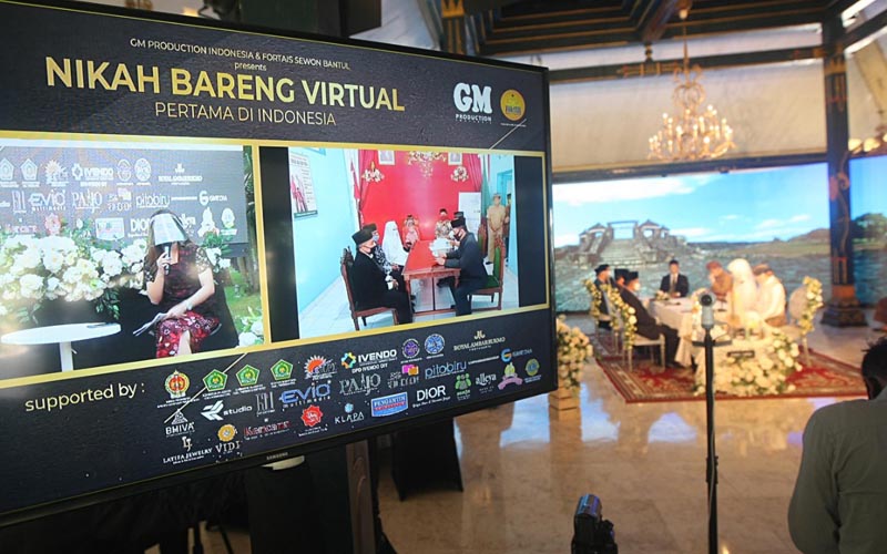 Pertama Kali di Indonesia, 10 Pengantin di Jogja Nikah Bareng Secara Virtual