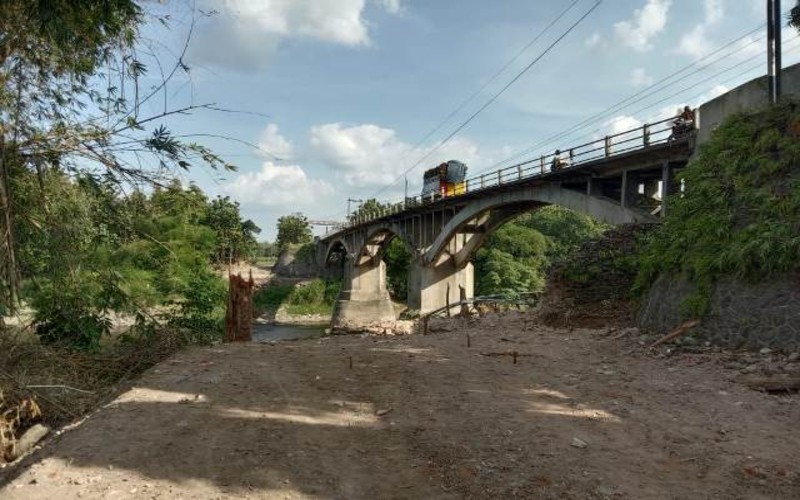 Mengenal Sejarah Jembatan ganefo Peninggalan Soekarno