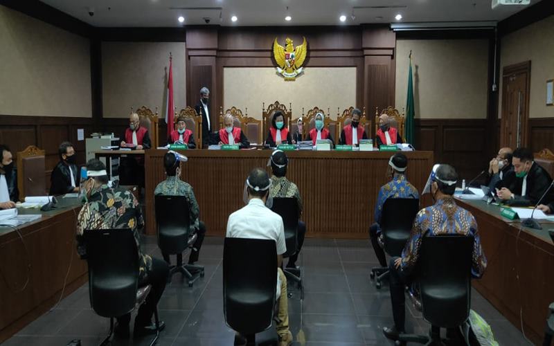 Terdakwa Korupsi Jiwasraya Reaktif Covid-19, Persidangan Diskors