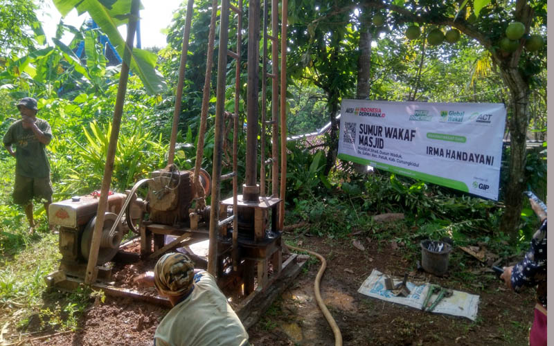 Sumur Dibor di Areal Bebatuan, Warga Dusun Waduk Akhirnya Dapat Sumber Air Bersih