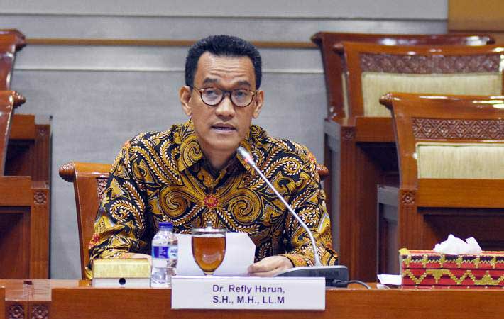 Jokowi Akan Bubarkan 18 Lembaga Negara, Refly Harun Sarankan Dimulai dari Internal Istana