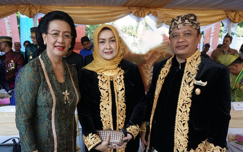   Sultan Kasepuhan Cirebon PRA Arief Natadiningrat Wafat, GKR Hemas Sampaikan Duka Cita
