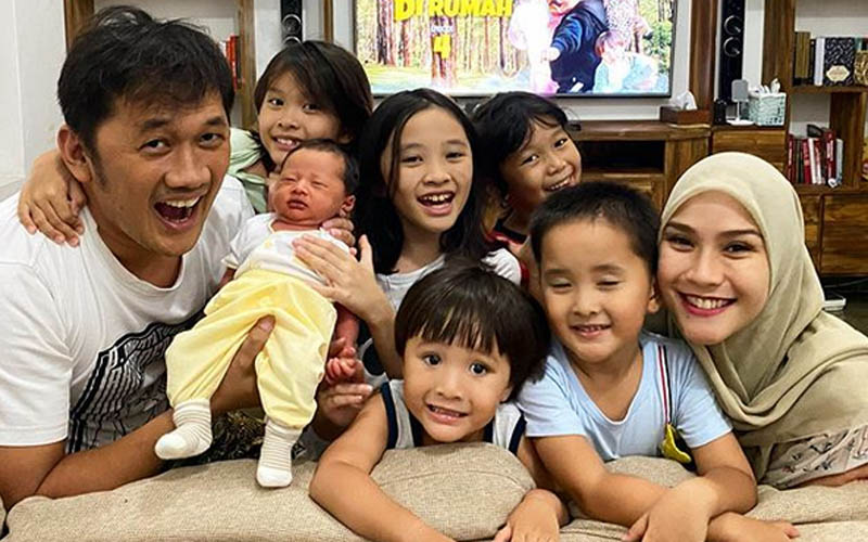 4 Bulan Tinggal di Jogja Selalu Sehat, 2 Anak Zaskia Adya Mecca Sakit saat Pulang ke Jakarta