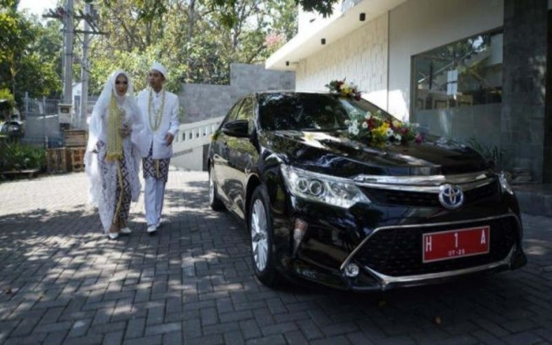 Mobil Dinas Wali Kota Semarang Bisa Dipinjam untuk Pernikahan