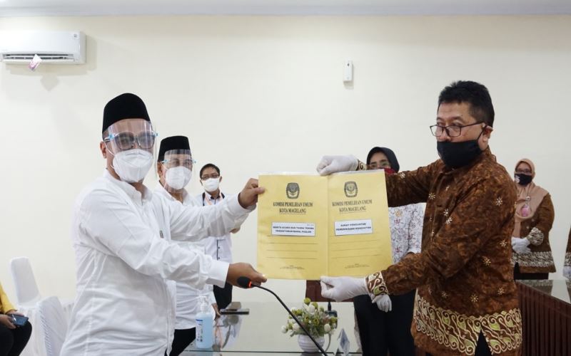 Diusung 4 Parpol, Pasangan Aziz-Mansyur Mendaftar ke KPU Kota Magelang