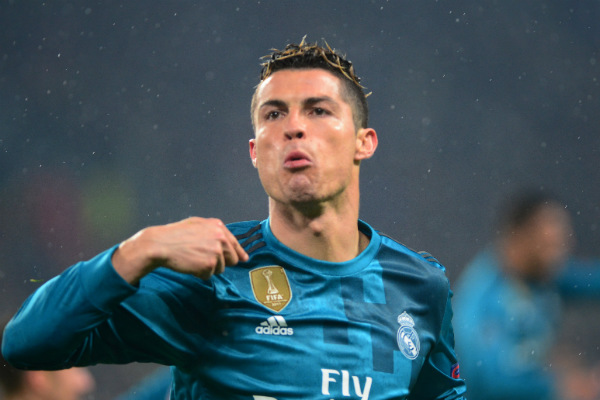 Tak Biasa, Cristiano Ronaldo Ditegur Petugas gegara Tak Pakai Masker