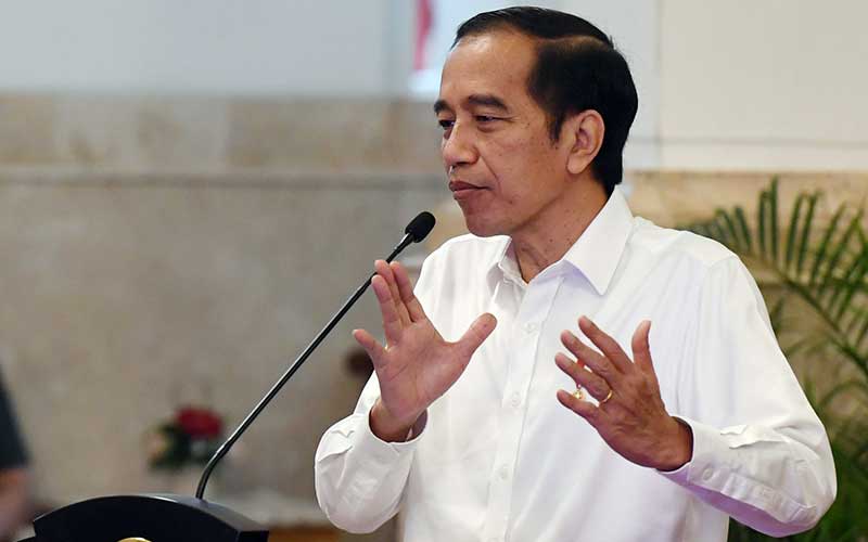 Jokowi Minta Bantuan Modal Kerja Jangan Dipakai Beli HP atau Cicil Motor