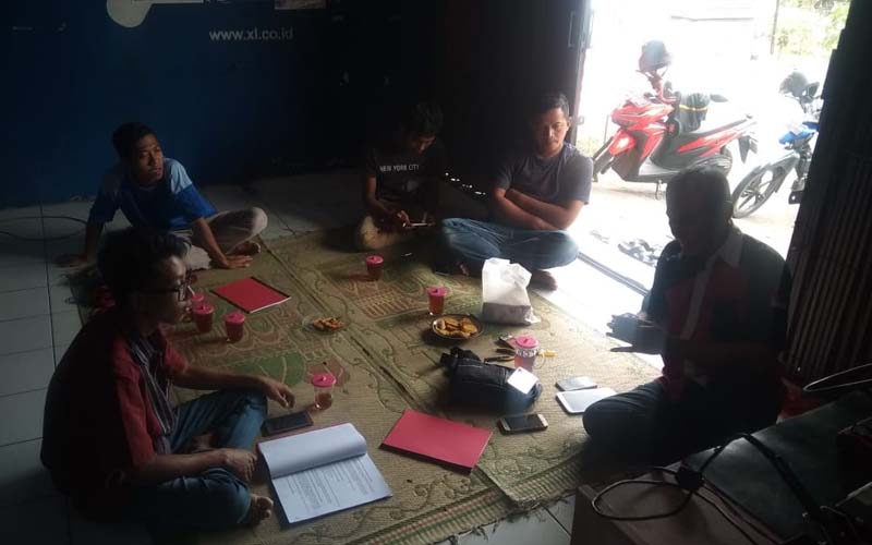Relawan Bambang Wisnu–Benyamin Gelar Sinau Bareng Teknisi Handphone