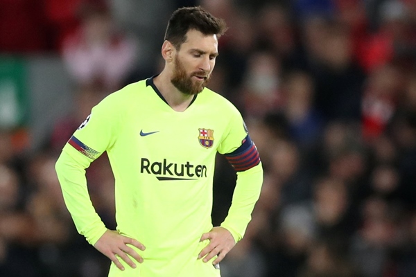 Barcelona Bangkrut, Gaji Messi Akan Dipotong