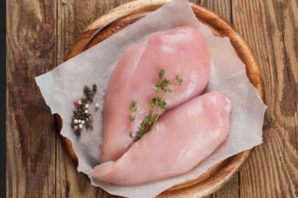 Catat! Tips Aman Berbelanja dan Memilih Daging Ayam