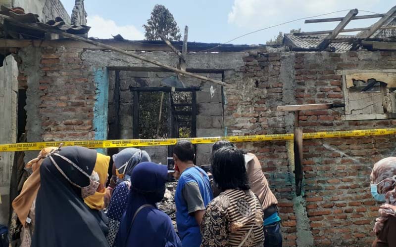 Rumah Terbakar di Sleman, Lansia Pemilik Rumah Tewas Terjebak Kobaran Api