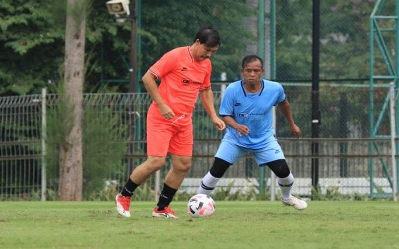 Legenda Timnas Indonesia Meninggal Dunia Saat Bermain Bola