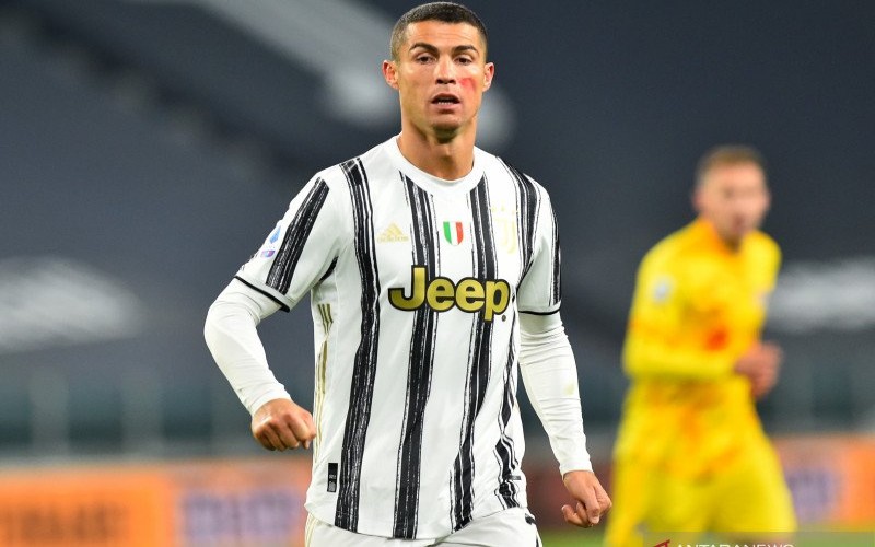 Cristiano Ronaldo Dipastikan Tetap di Juventus
