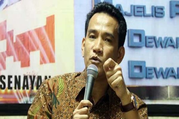 Ada Tentara di Markas FPI,  Refly Harun: Koopsus TNI Hanya Bergerak Atas Perintah Presiden