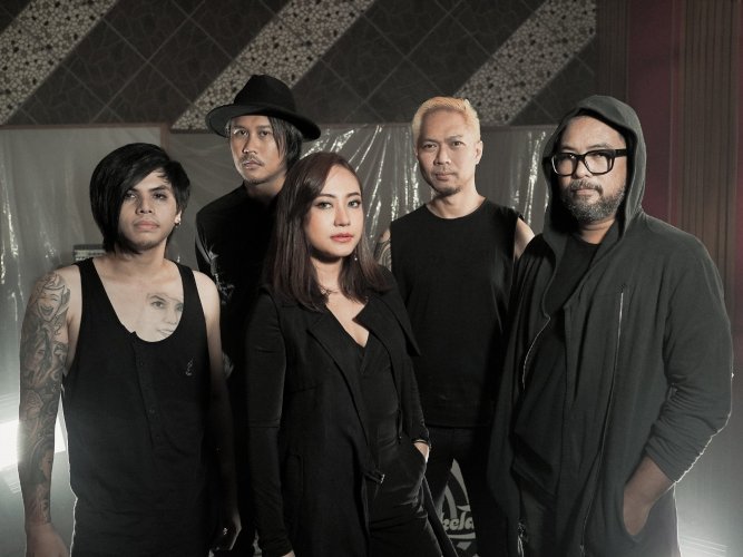 Band Cokelat Pilih Aiu Ratna sebagai Vokalis Tetap