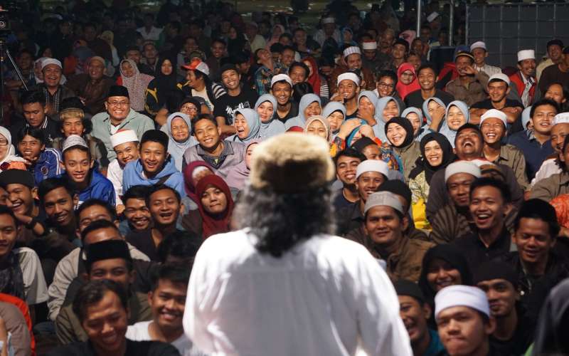 Cak Nun Dorong Pertemuan Jokowi dengan Rizieq, FPI: Bagus Sekali