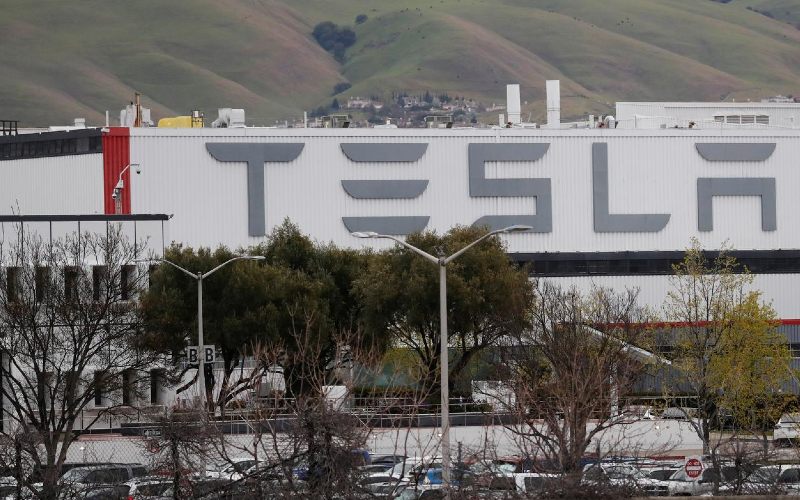 Jokowi Berbicara dengan Elon Musk, Indonesia Ajak Tesla Berinvestasi di Indonesia
