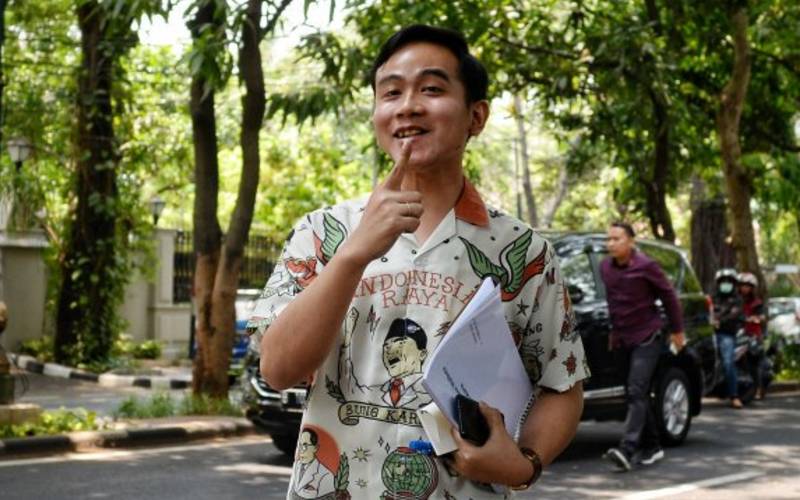 Gibran Terserempet Kasus Bansos, Sukarelawan Jokowi Pasang Badan